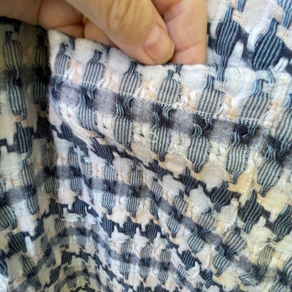 Lou & Grey LOFT houndstooth tie front cotton shirt - Picture 12 of 13